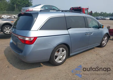 2013 Honda Odyssey Touring/Touring Elite z USA, uszkodzony, nr VIN 5FNRL5H95DB035526